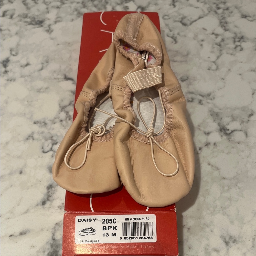 *NWT* Capezio Daisy Kids Ballet Shoes